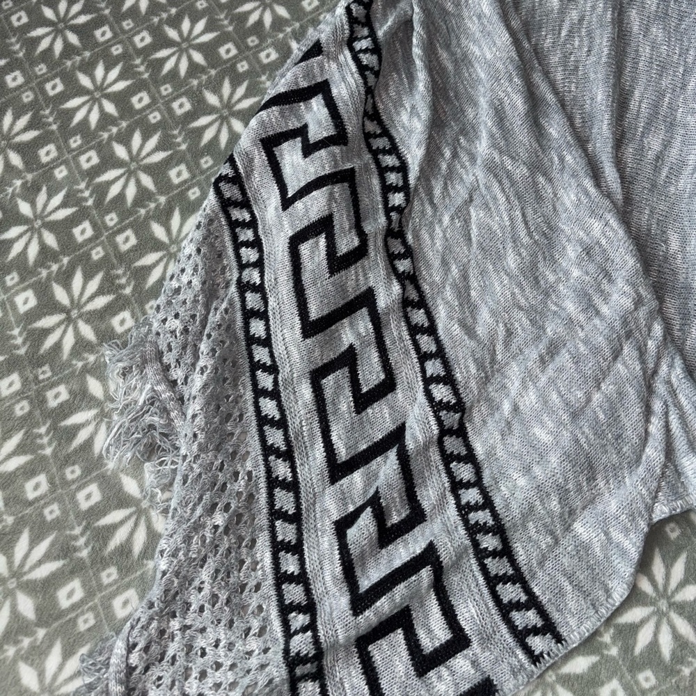 Cardigan - Picture 4 of 4